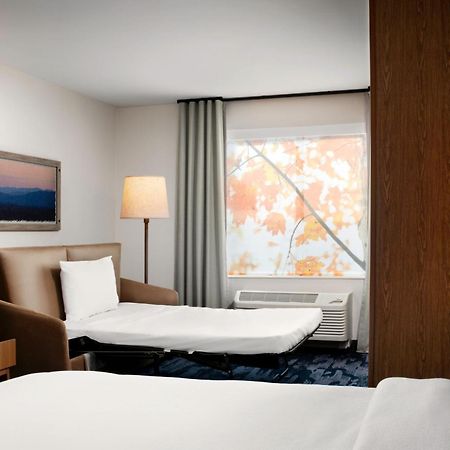Fairfield By Marriott Inn & Suites Chino Bagian luar foto